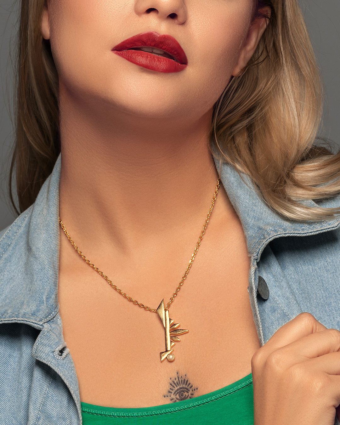 Geometric Sunshine Pendant Necklace